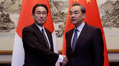 Meinungsverschiedenheiten bei Außenministerkonferenz der Länder China, Japan und Südkorea - ảnh 1